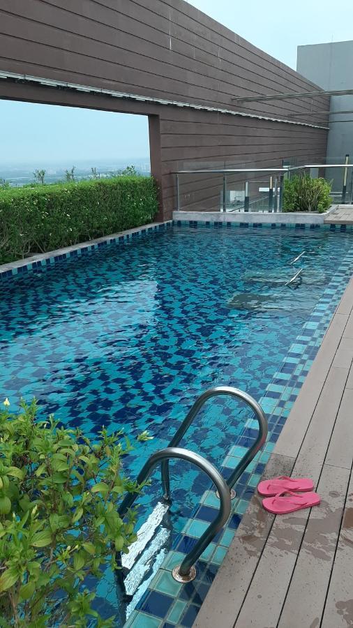 Woodsbury Suites Ikea House Butterworth Penang מראה חיצוני תמונה