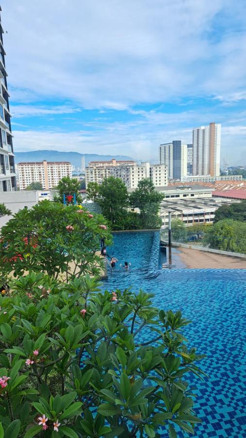 Woodsbury Suites Ikea House Butterworth Penang מראה חיצוני תמונה